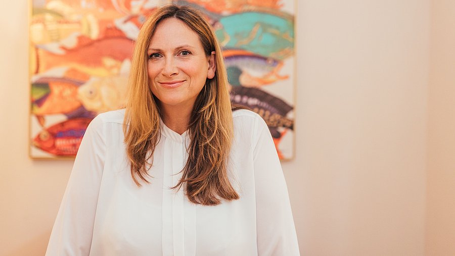 Auf dem Foto sieht man die Referentin Kerstin Gude-Benderoth.